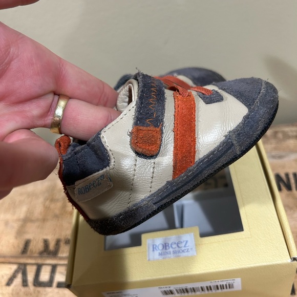 Size 3 Robeez shoes - Picture 6 of 6